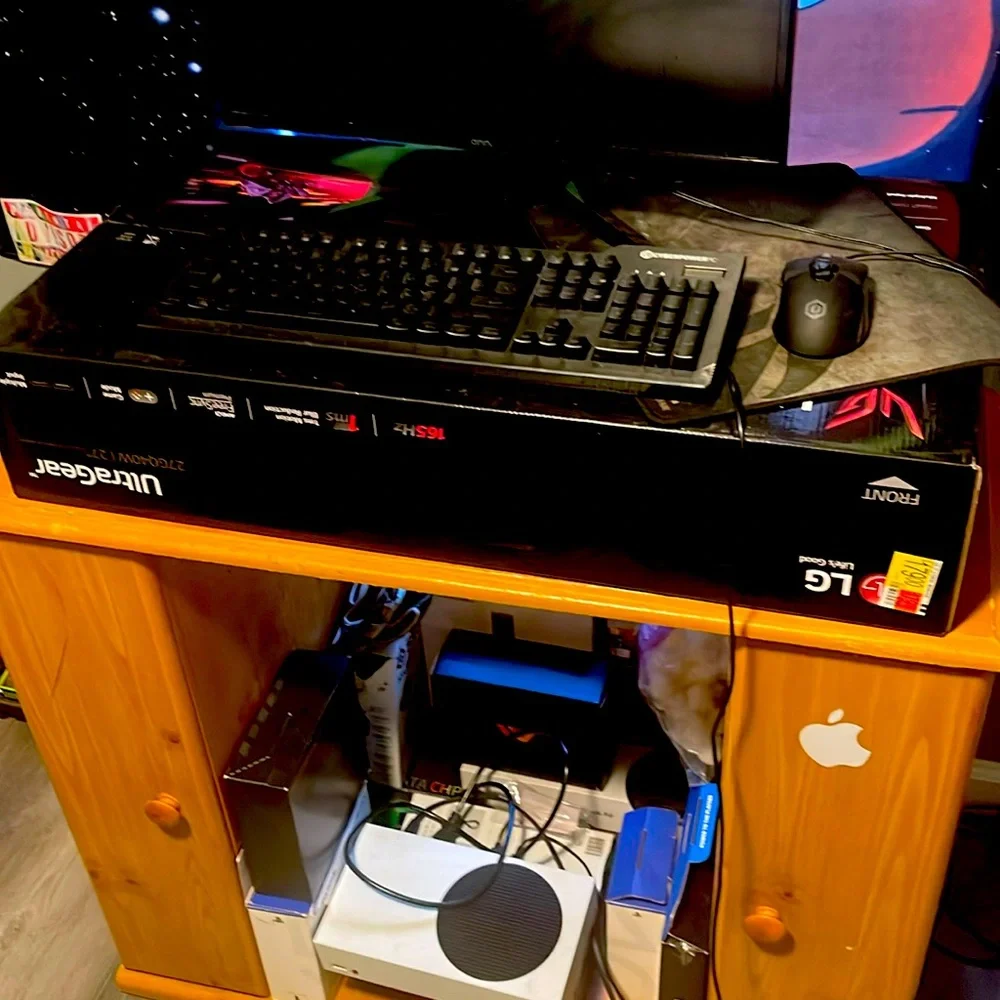 Next gen Xbox fairly new with keyboard & mouse controller w/monitor